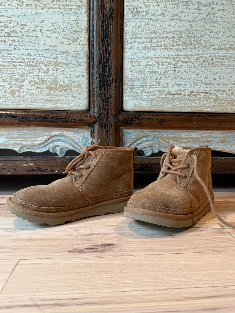 UGG Kids Chestnut Suede Lace-Up Ankle Boots